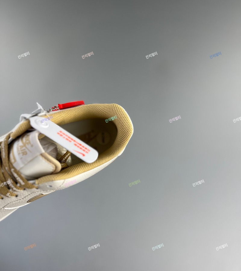 SU0220-011_00007.jpg