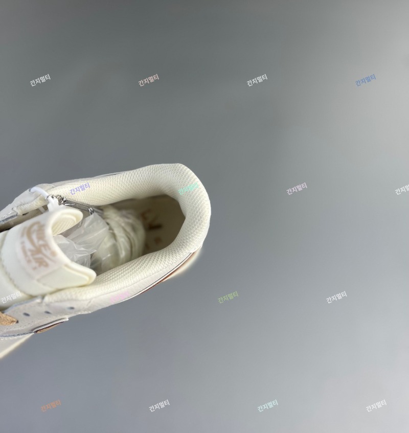 AJ7747_00006.jpg