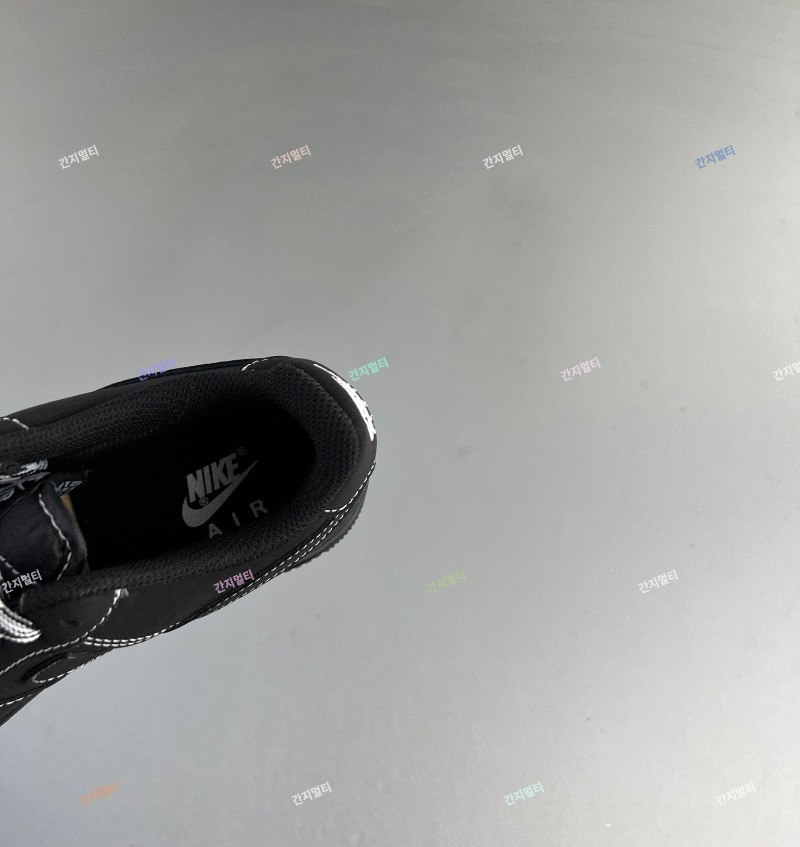 HW2636-079_00007.jpg