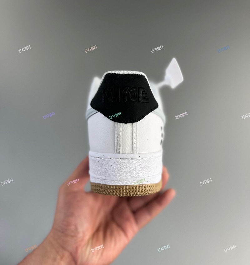 DX6065-103panda_00009.jpg