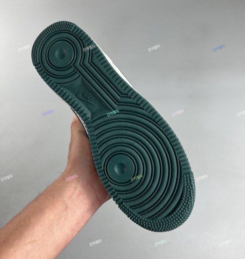 KK5636-710_00007.jpg