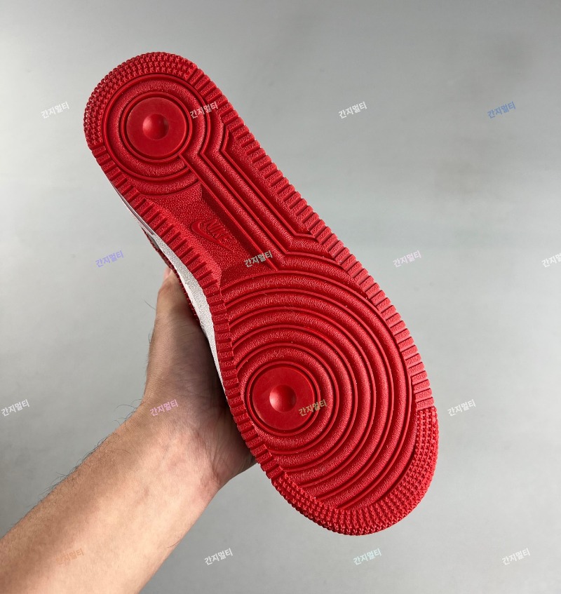 Lv x Nike_00003.jpg