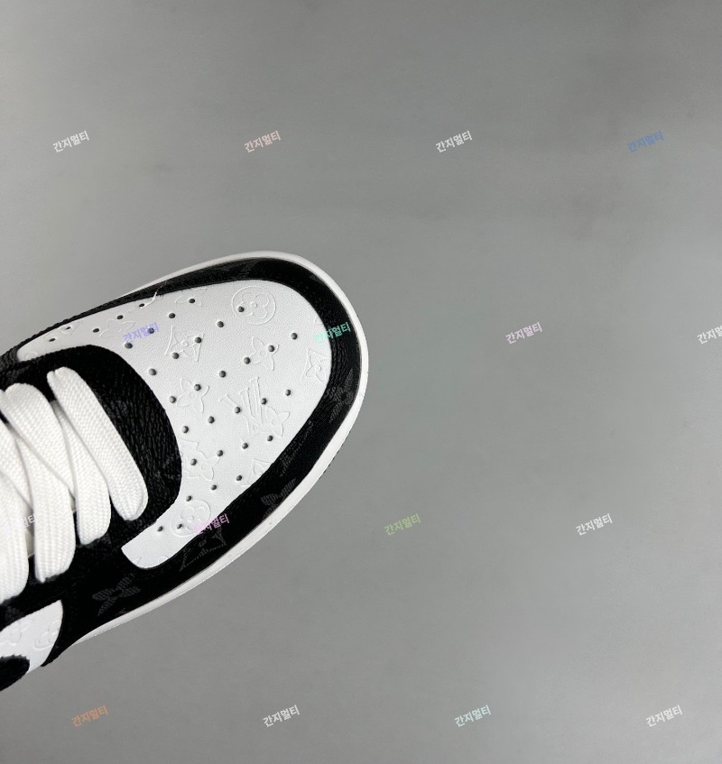 LV X NIKE 黑白_00003.jpg