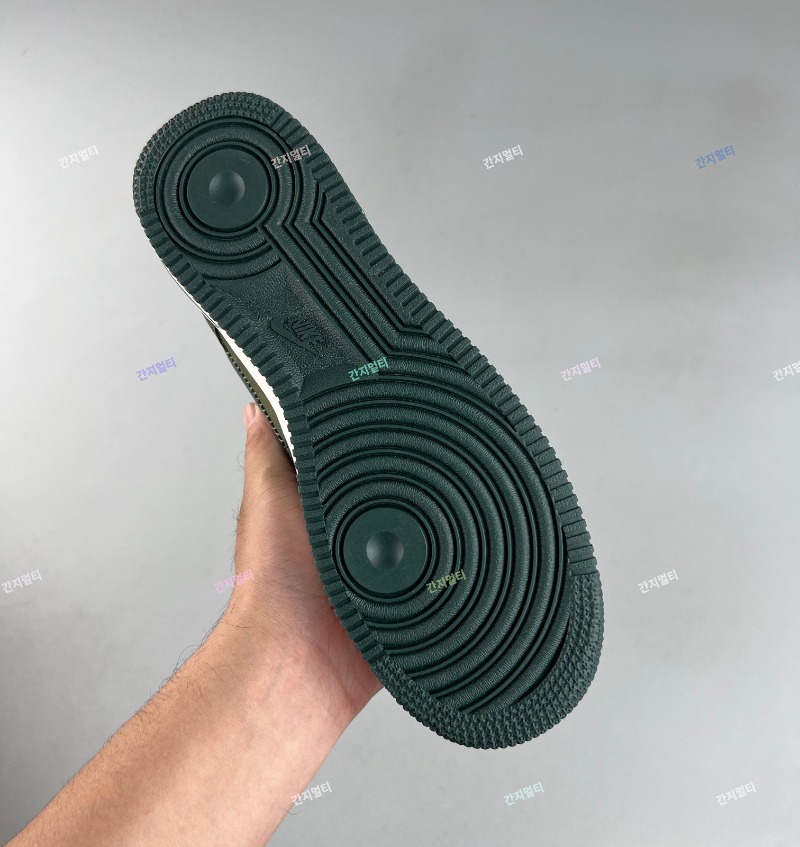 Lv x Nike 黑绿_00004.jpg