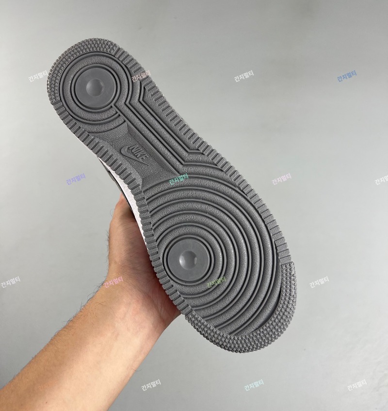AH0286-111_00004.jpg