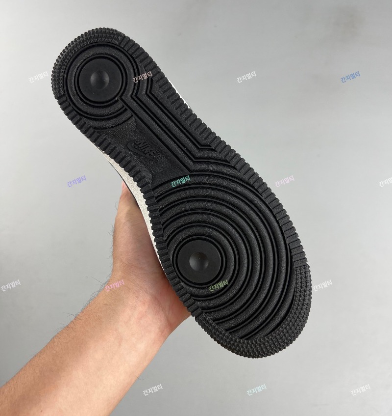 GY5696-7790_00005.jpg