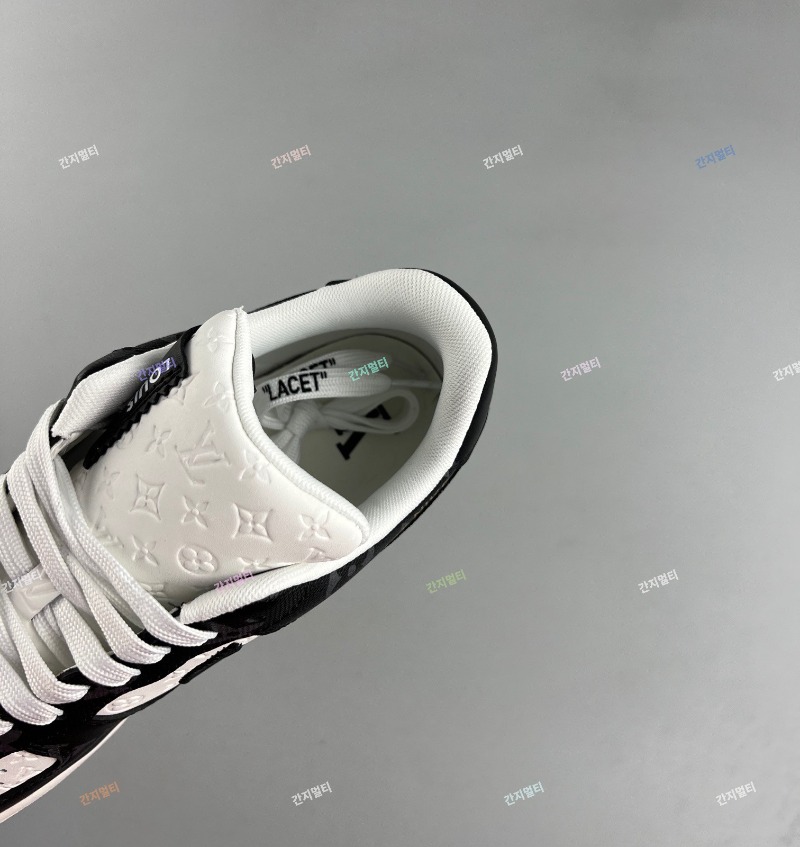 LV X NIKE 1A9VGO_00006.jpg