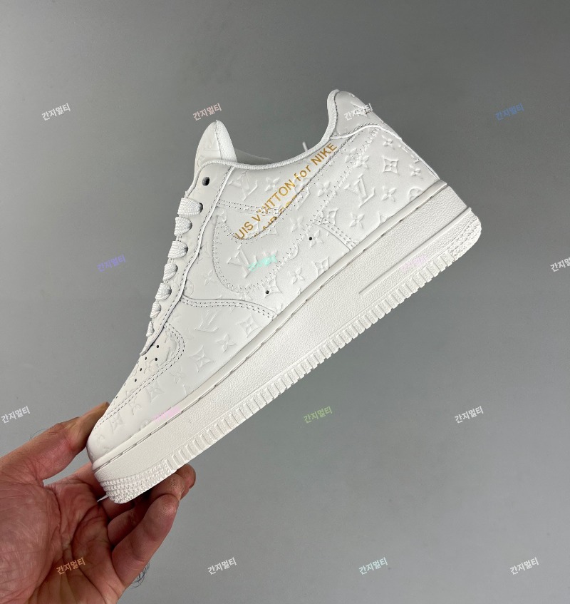 LV X NIKE 1A9V8700_00004.jpg