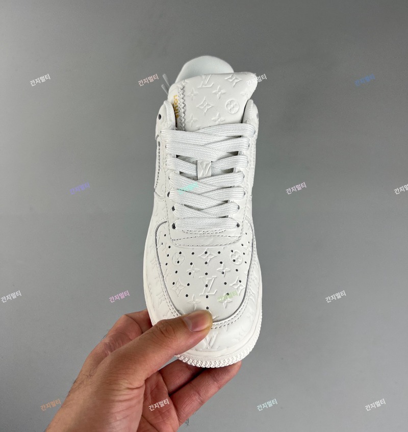 LV X NIKE 1A9V8700_00007.jpg