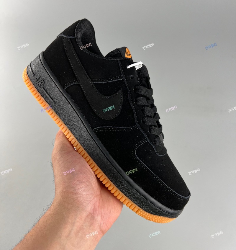 Nike Air Force 1 ’07  黑黄_00001.jpg