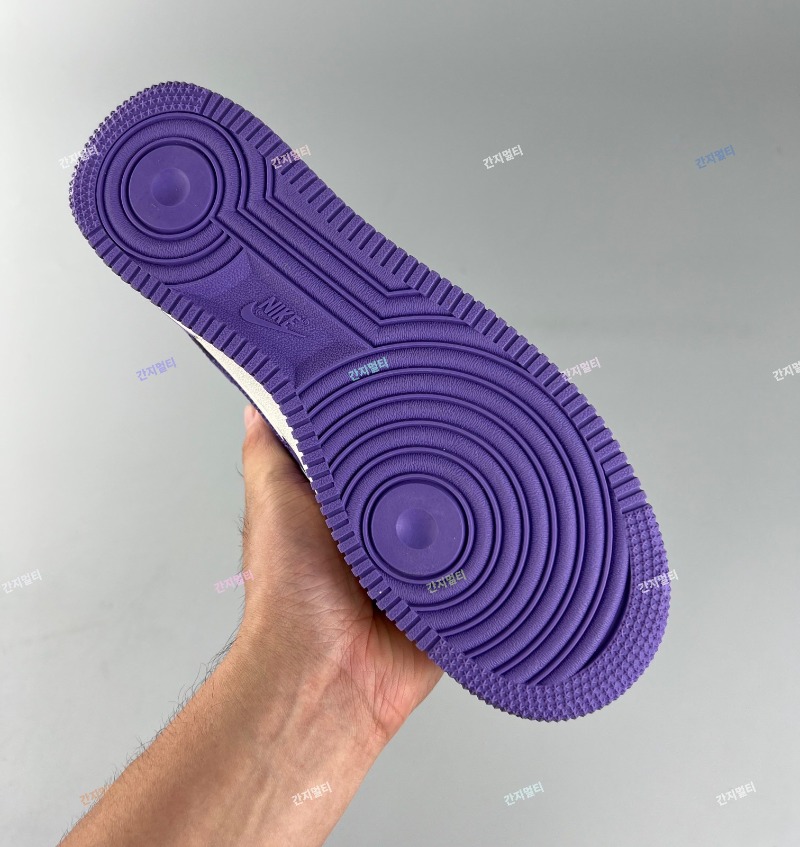 LV x Nike DM0970-100_00007.jpg