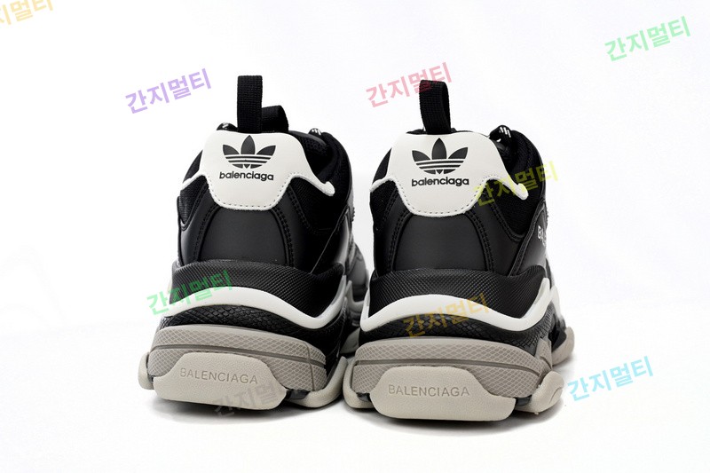 AD黑白杠-2 巴黎1代复古老爹鞋 712764 W2ZB2 1090 adidas x Balenciaga Triple S Black And White...(52057).jpg