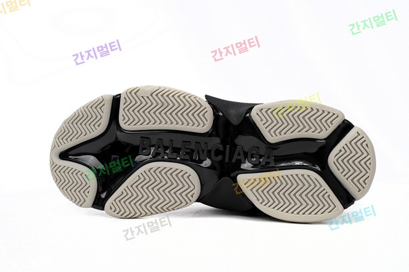 AD黑白杠-2 巴黎1代复古老爹鞋 712764 W2ZB2 1090 adidas x Balenciaga Triple S Black And White...(D5011).jpg