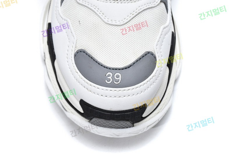 大白灰 巴黎世家8层组合TPU复古鞋 536737 W09O1 9089 Balenciaga Triple S White Grey 04.jpg(D0655).jpg