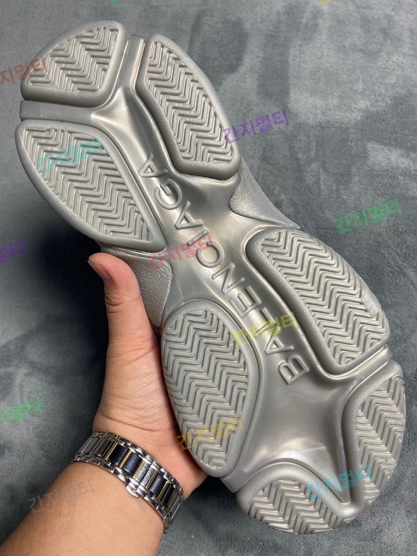 浅灰银 巴黎世家8层组合TPU复古鞋 536737 W2FS2 8100 Balenciaga Triple S Light Gray Silver 10.jp...(AB14D).jpg