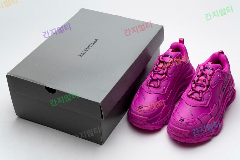 梅红字 巴黎世家8层组合TPU复古鞋 524039 W2FA1 7634 Balenciaga Triple S Letter Pulm Powder 002....(B6AFA).jpg