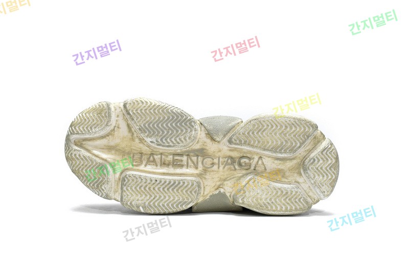 脏脏灰 巴黎世家8层组合TPU复古鞋 536737 W3CN3 9700 Balenciaga Triple S Beige 04.jpg(409B1).jpg