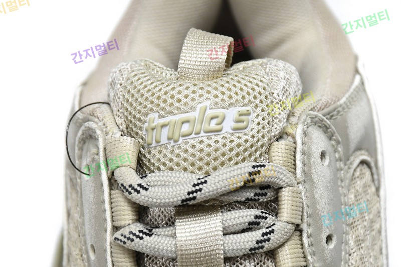 脏脏灰 巴黎世家8层组合TPU复古鞋 536737 W3CN3 9700 Balenciaga Triple S Beige 07.jpg(4B2AB).jpg