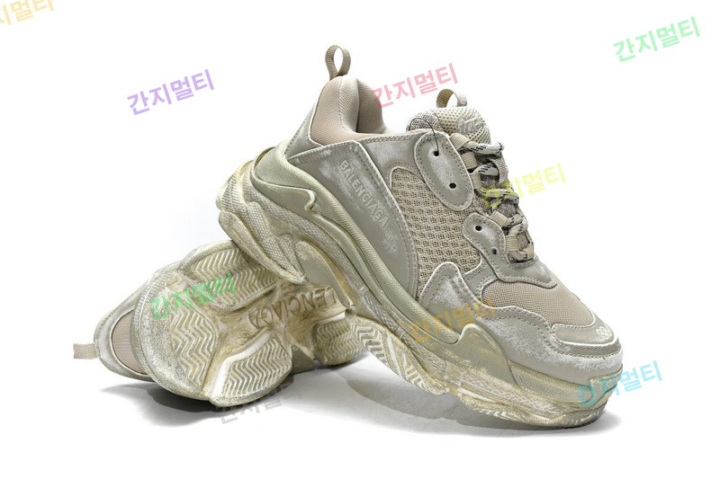 脏脏灰 巴黎世家8层组合TPU复古鞋 536737 W3CN3 9700 Balenciaga Triple S Beige 20.jpg(B9EA9).jpg