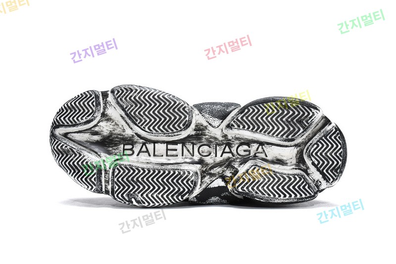 脏脏黑 巴黎世家8层组合TPU复古鞋 524039 WN3 1000 Balenciaga Triple S Black 03.jpg(DC54E).jpg