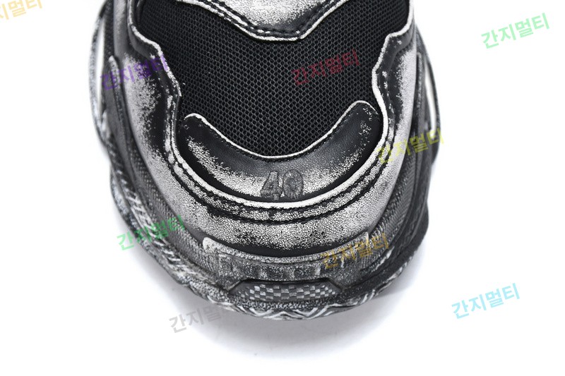 脏脏黑 巴黎世家8层组合TPU复古鞋 524039 WN3 1000 Balenciaga Triple S Black 04.jpg(C1B46).jpg