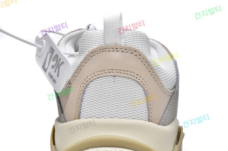 全白 巴黎世家8层组合TPU复古鞋 534217 W09E1 9000 Balenciaga Triple S White 13.jpg(74FC8).jpg