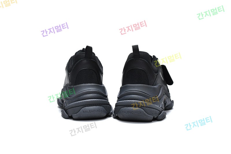 全黑 巴黎世家8层组合TPU复古鞋 512176 W0901 1000 Balenciaga Triple S Black 02.jpg(B3939).jpg