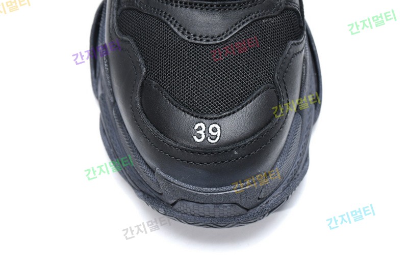 全黑 巴黎世家8层组合TPU复古鞋 512176 W0901 1000 Balenciaga Triple S Black 04.jpg(6D05C).jpg