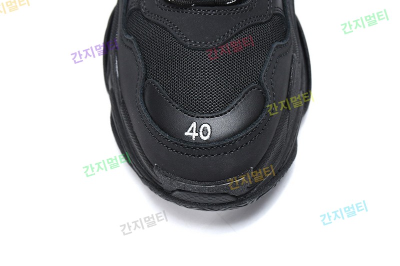全黑不做旧 巴黎世家8层组合TPU复古鞋 541624 W0901 1000 Balenciaga Triple S Black 04.jpg(413F0).jpg