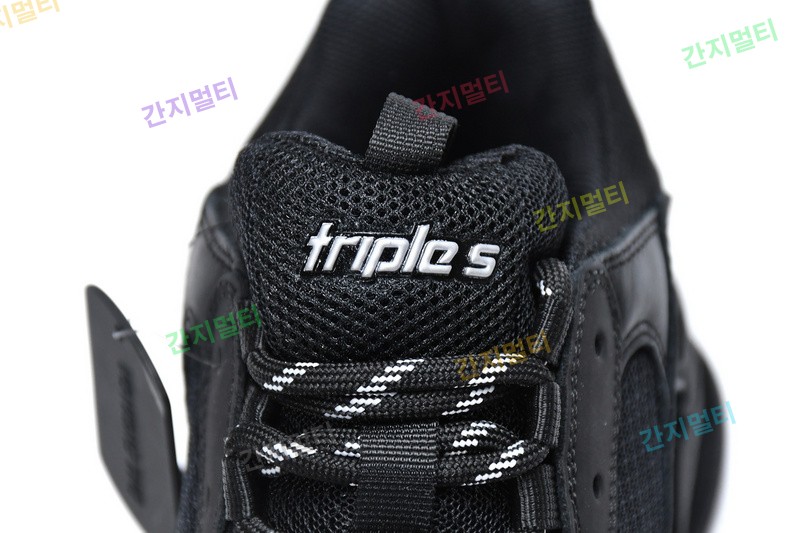 全黑不做旧 巴黎世家8层组合TPU复古鞋 541624 W0901 1000 Balenciaga Triple S Black 06.jpg(F497A).jpg