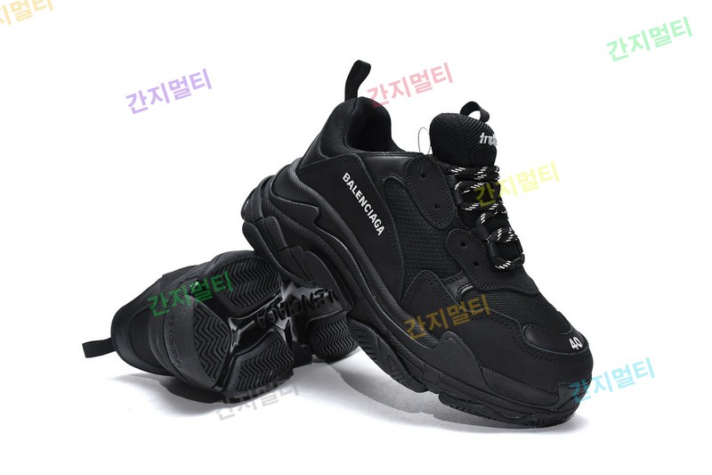 全黑不做旧 巴黎世家8层组合TPU复古鞋 541624 W0901 1000 Balenciaga Triple S Black 17.jpg(7B830).jpg