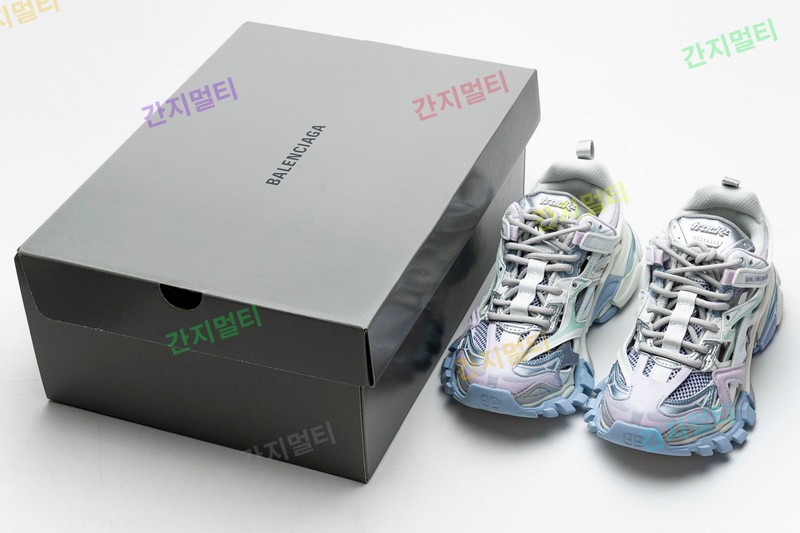 冰粉兰 巴黎4代跑鞋 568615 W2GN3 9045 Blenciaga Track 2 Sneaker White Light Blue 001.jpg(B2946).jpg