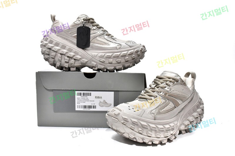 卡其 巴黎轮胎鞋 685611 W2RA6 9700 Balenciaga Defender Beige 18.jpg(EAE7E).jpg