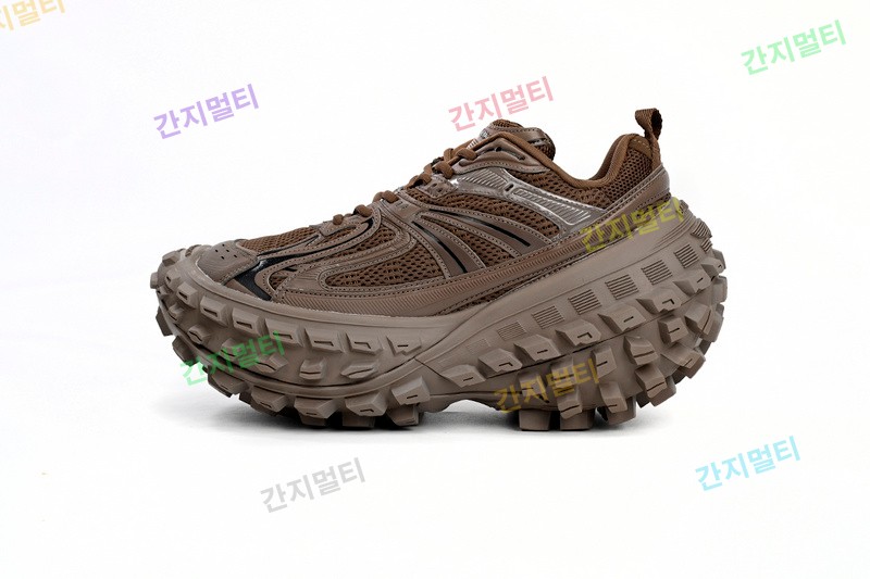 棕色-10 巴黎轮胎鞋 685611 W3RBS 2408 Balenciaga Defender Black Brown 02.JPG(CFF93).jpg