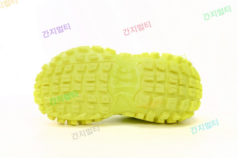 苹果绿-9 巴黎轮胎鞋 685613 W2RAB 7510 Balenciaga Defender Apple Green 05.JPG(30759).jpg
