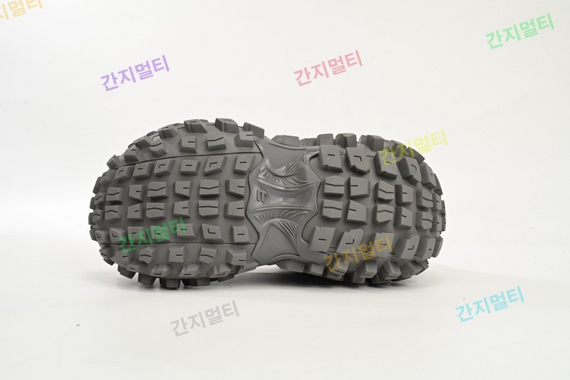 黑灰-7 巴黎轮胎鞋 685611 W2RA6 3000 Balenciaga Defender Light Gray 05.JPG(43406).jpg