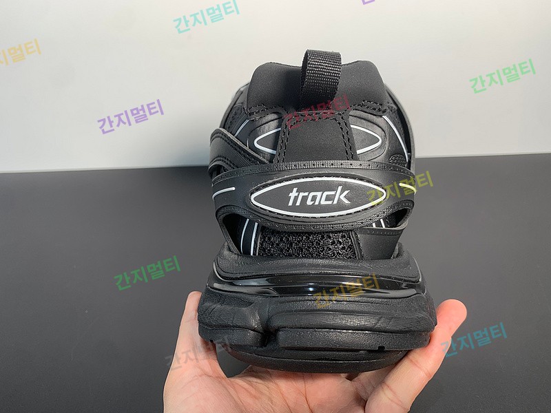 D12732CE-7851-4777-AD93-F427198629D3.jpeg(45C07).jpg