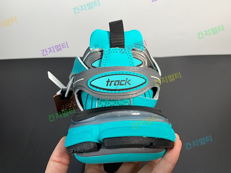D895916D-1852-410A-9BE1-99440EB30D58.jpeg(3CA6E).jpg