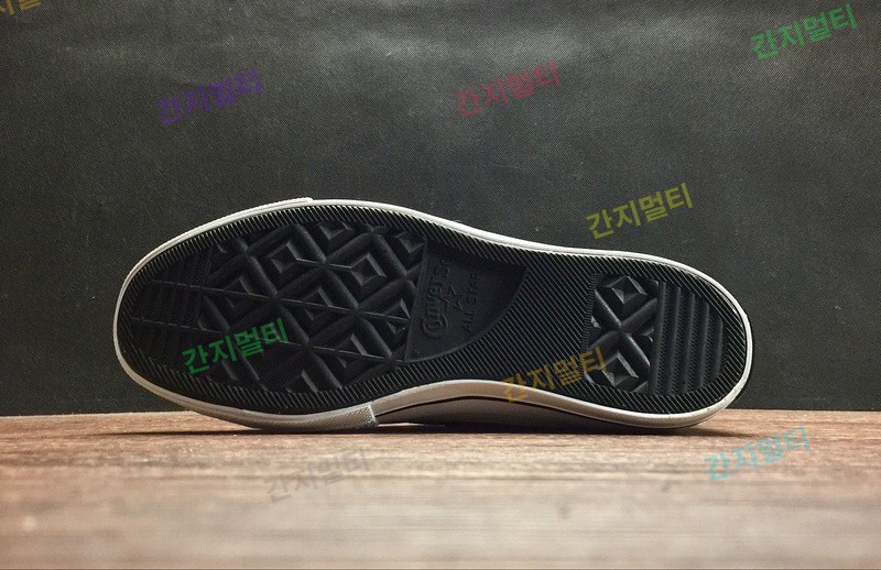 Fragment Design x Converse Chuck Taylor All Star HI经典硫化帆布板鞋“黑白闪电”高帮!陈冠希同款 - 藤原浩联...(47FD8).jpg