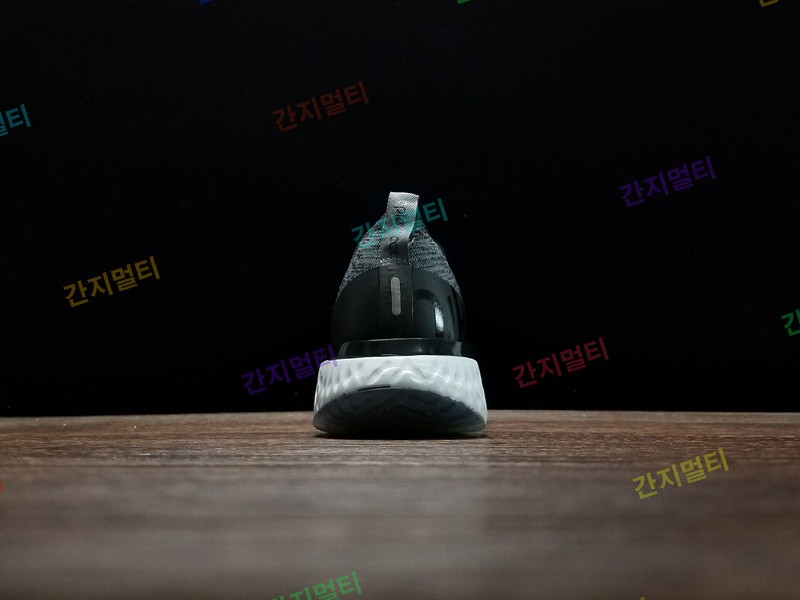 AQ0067-001！Nike Epic React Flyknit(C9CA4).jpg