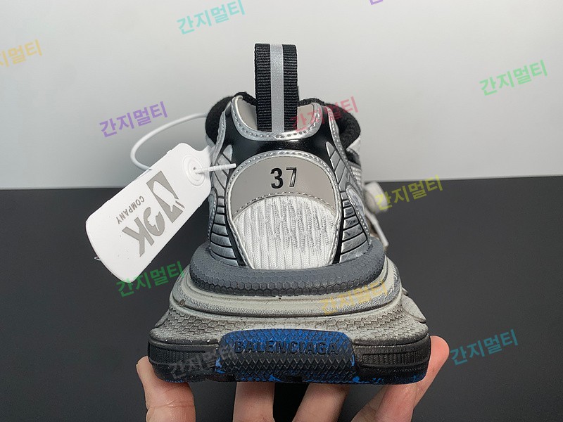 EF186DC3-4A91-4324-B819-2C0BE3D2F179.jpeg(372AC).jpg