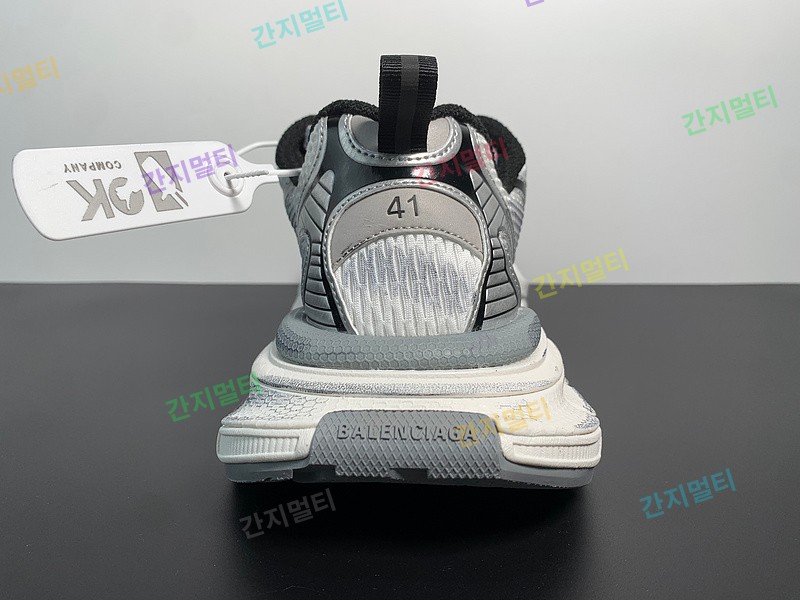 B1798D5A-7D34-4A79-AC23-F3927965EFE5.jpeg(CD575).jpg