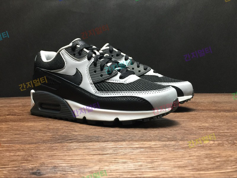 真标 耐克Nike max9气垫537384-053 实拍！微商首选！(550D1).jpg