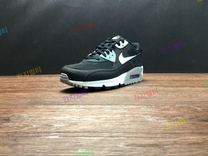 真标  耐克 AIR MAX90 616730-012！原滋原味实拍！微商首选！(D50E6).jpg