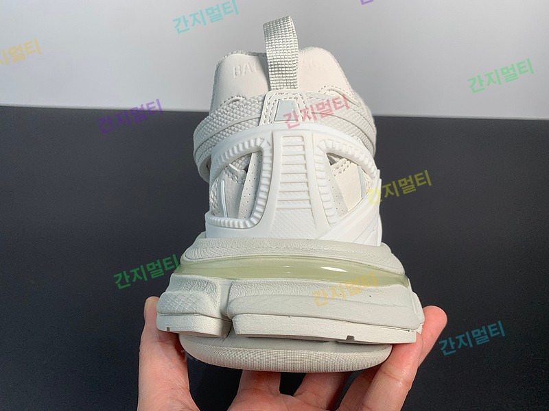 E9DA5548-BA05-47EC-B183-D6CE1893DA9E.jpeg(72C49).jpg