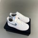 나이키 에어포스 1 '07 에센셜 페이즐리 스우시 화이트 원 블루 Nike Air Force 1 '07 Essential Paisley Swoosh White Worn Blue DH4406-100