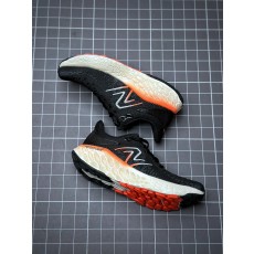 뉴발란스 프레쉬폼 Fresh Foam Evoz v2 NWB250051