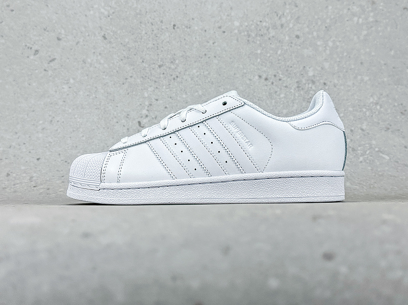 아디다스 슈퍼스타 ADIDAS SUPERSTAR B27136