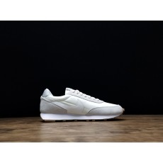 나이키 데이브레이크 NIKE DAYBREAK SP CK2351-101