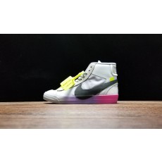 나이키 블레이저 OFF-White x Nike Blazer Mid“Queen” AA3832-002